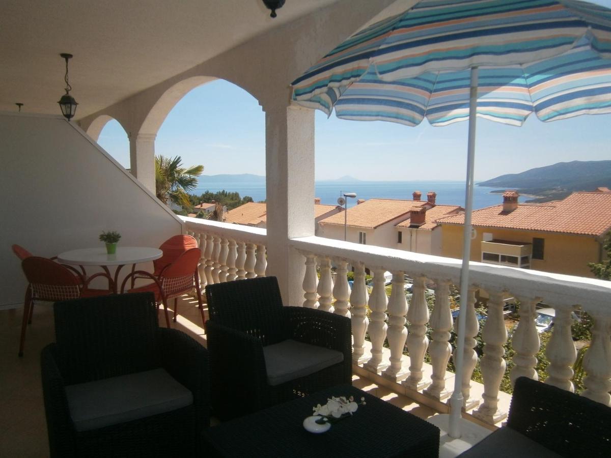 Apartments Sea And Sun Rabac Exterior foto